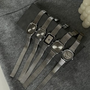 Reloj de Pulsera de Metal Gris Estilo Vintage, Reloj de Mujer con Esfera Pequeña, Estilo Minimalista, Correa de Acero Inoxidable, Cuarzo - Product Image 6