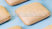 Ligne de production de machines à pain à faible coût pour la fabrication de pain en tranches, de pain injecté, de petits pains et de pain à sandwich, pour couper et remplir des mini-toasts - Product Image 4