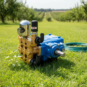 Pompa a Pistoni Triplex ad Alta Pressione con Albero Scanalato PTO, Irroratore a 3 Cilindri per Irrorazione Agricola e Pulizia Profonda - Product Image 1