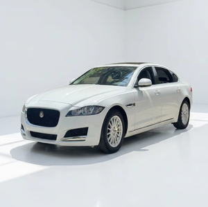 <span class=keywords><strong>Jaguar</strong></span> XFL 2018 2.0T Ingenium Turbo, Berlina di Lusso Britannica con Passo Extra Lungo e Carrozzeria Interamente in Alluminio - Product Image 2