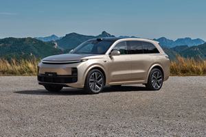 2025 Li L8 MAX Pro มอเตอร์ไฟฟ้า6ที่นั่งแบบขยายได้พร้อมพวงมาลัยซ้ายมอเตอร์ไฟฟ้าไฮบริดผลิตในประเทศจีน - Product Image 4