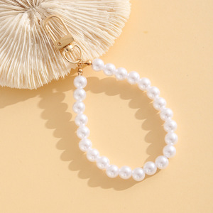 Llavero con colgante de cadena de perlas de imitación Aishang para decoración de bolsos y fundas de teléfono, cuentas redondas hechas a mano, resorte metálico 2025 - Product Image 4