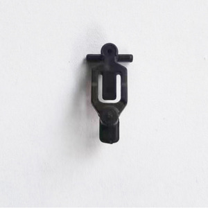 Clip para encendedor de cigarrillos trasero para Audi A4L B9, de plástico, desmontable, sin cubierta, de un solo color - Product Image 1