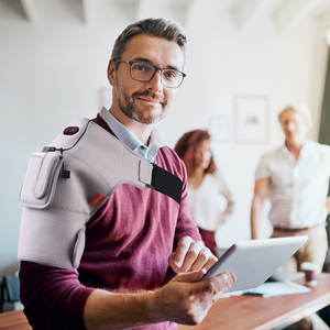 USB Elektrische Heizmassage-Schulterbandage mit 3 Heizstufen, Tragbare Schmerzlinderung für Büroangestellte & Sportler - Product Image 1