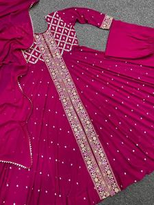 ปาร์ตี้นักออกแบบใหม่สวมชุดเดรสดิจิตอลแฟนซีเรียบง่ายสวยงามพร้อมเดรสผ้าดิบัตต้าคุณภาพสูงชุดเดรสผ้าพรีเมี่ยม - Product Image 5