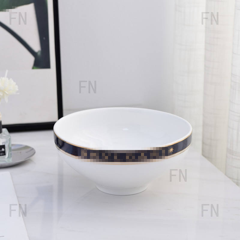 ชามขนาดใหญ่