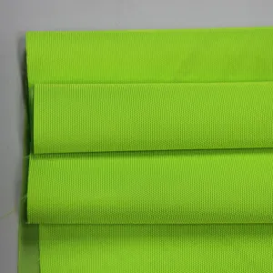 Venta caliente precio de fábrica 100 impermeable poliéster Oxford lona PVC 600d tela de poliéster para bolsa