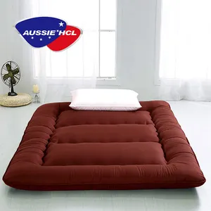 Üretim özelleştirme sıcak satış kamp seyahat japonya futon tatami 2 taşınabilir katlanır kırmızı renk köpük yatak topper