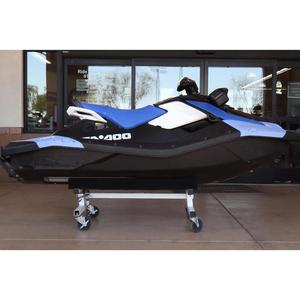 Jet ski Sea-Doo 3 places 2026 avec moteur Rotax 900 4 temps 115-150 CV, système audio, fibre de verre, jauges numériques et pack commodité - Product Image 6
