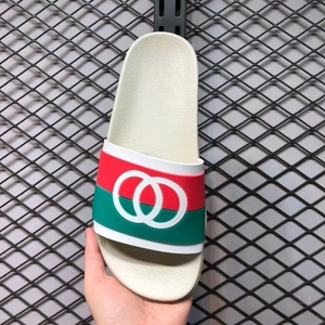 2026 Latest Design PVC Men/Women's Summer beach Sandals Indoor Durable Fashion Luxury Designer Sandals Men's Slippers Shoes - Product Image 3