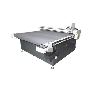 Industriële Platte Mes Doek Textiel Sample Cutter Machine Stof Snijden Kartelen Machine Met Zigzag