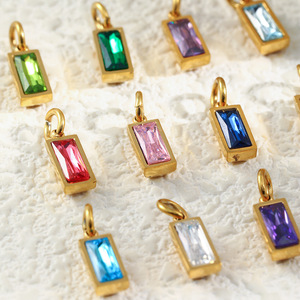 LUCKYJIU Fabricante de Joyería Personalizada, Dije de Piedra Natalicia en Acero Inoxidable con Baño de Oro de 18k PVD Resistente al Agua y al Deslustre - Product Image 3