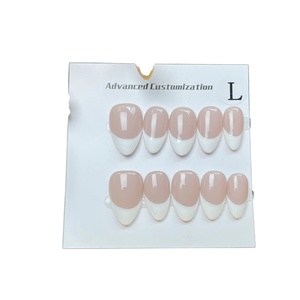 <span class=keywords><strong>Uñas</strong></span> acrílicas de longitud media-larga para novias, estilo francés, cobertura completa, forma almendrada, con pegamento removible, aplicación en dedos, minimalistas. - Product Image 1