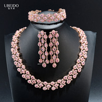 Parure de bijoux de luxe en zircone rose, collier ras du cou, bracelet et boucles d'oreilles chandelier taille poire, cadeau idéal pour mariée, mariage ou fête