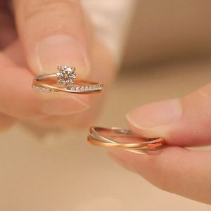 Collar de Pareja Romántico con Diseño de Cruz y Circones, Anillo de Pareja Brillante Mobius para Amantes, Hombres y Mujeres, Regalo de San Valentín - Product Image 1