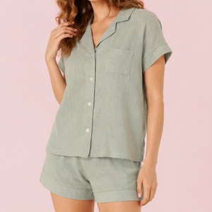 Pigiama Estivo da Donna in Lino Traspirante a Maniche Corte, Abbigliamento da Notte Personalizzato, Vendita all'Ingrosso - Product Image 1