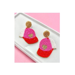 Qualité supérieure à la mode à la main perlée Cap forme boucles d'oreilles bijoux boucles d'oreilles pour les femmes utilisation décontractée boucle d'oreille à vendre - Product Image 1