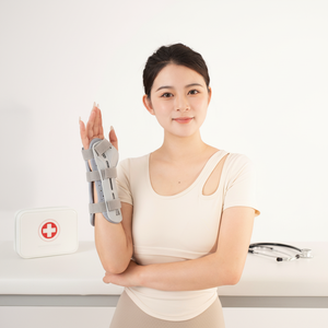 Dispositif de protection respirant pour le poignet, l'<span class=keywords><strong>ulna</strong></span>, le radius et la <span class=keywords><strong>fracture</strong></span> du bras, pour la rééducation postopératoire des entorses du poignet - Product Image 6