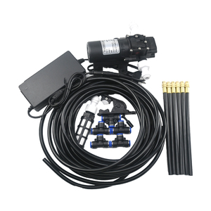 Système d'irrigation DIY 5-10m avec pompe Buses de brumisation réglables à 360 degrés pour l'arrosage des plantes de jardin - Product Image 1