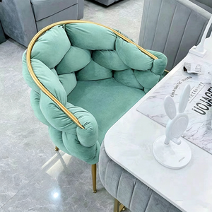 Sillón de Manicura Doble Rojo Gris, Sillón de Maquillaje Moderno de Terciopelo con Diseño de Burbujas - Product Image 6