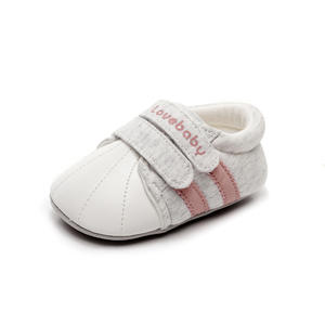 Vente en gros de semelles souples pour bébés d'automne et d'hiver, 0-6 mois, antidérapantes, chaudes, protections pour les pieds des tout-petits, en stock - Product Image 2