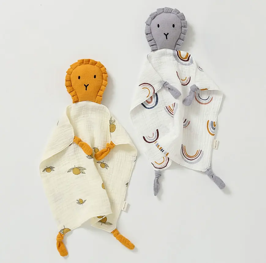 Serviette de toilette confortable en mousseline douce pour bébé en coton imprimé lion mignon personnalisé