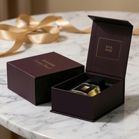 Boîte cadeau personnalisée haut de gamme avec fermeture magnétique, en carton rigide gris, avec revêtement UV, boîte à parfum élégante personnalisable pour les anniversaires