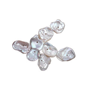 Fournisseur direct du fabricant, perles d'eau douce naturelles de 8 à 9 mm, blanches, en forme de pétale, particules baroques régénérées - Product Image 5