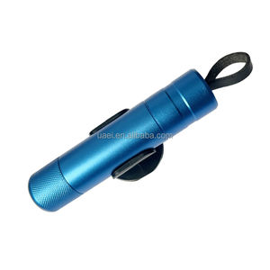 Marteau de sécurité portable 2 en 1 pour brise-vitre et coupe-ceinture de sécurité terrestre et sous-marin - Product Image 6