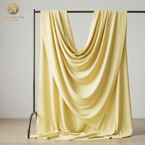 <span class=keywords><strong>Tissu</strong></span> extensible antibactérien en <span class=keywords><strong>viscose</strong></span> Eco-Vero 90% et élasthanne 10% (170 g/m², 175 cm de large) – <span class=keywords><strong>Jersey</strong></span> doux pour vêtements – Vente en gros – En stock – Prêt à expédier - Product Image 4