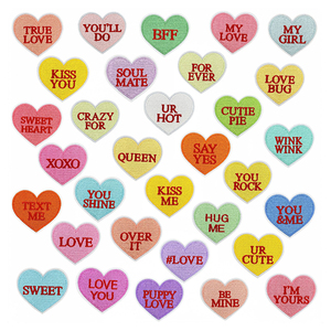 Großhandel Herz Brief Eisen auf Stickerei Patches Benutzer definiert Ihr eigenes Logo Hochwertige gestickte Patches für Kleidung Hut - Product Image 1