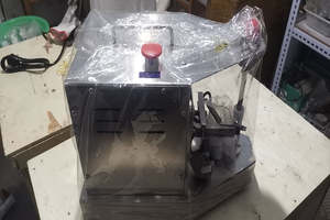 Machine à éplucher les fruits et légumes automatique de petite taille avec acier inoxydable 304, facile à utiliser, garantie 1 an - Product Image 5