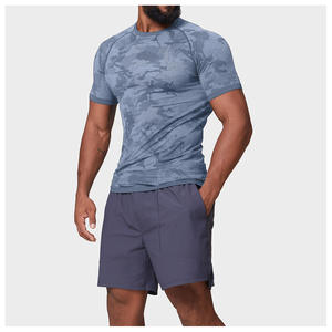 T-shirt personnalisé imprimé en gros pour hommes – T-shirt de sport respirant et confortable pour la gym, la compression et l'entraînement - Product Image 4