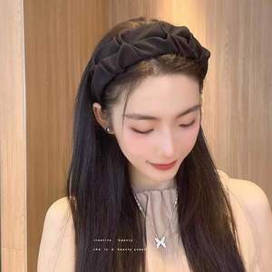 ที่คาด<span class=keywords><strong>ผม</strong></span>แบบมีระบาย ขอบกว้าง ทรงสูง หนา สำหรับล้าง<span class=keywords><strong>หน้า</strong></span> ที่คาด<span class=keywords><strong>ผม</strong></span>ดีไซน์หรูหรา สีพื้นเรียบง่าย สำหรับมัดผม - Product Image 6