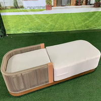 Mobilier d'extérieur de luxe en bois de teck piscine coussin imperméable chaise longue Chaise longue chaise longue de plage