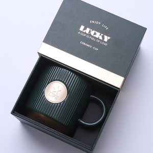 Taza de Café de Porcelana de 12oz con Rayas Verticales <span class=keywords><strong>en</strong></span> Relieve, Personalizable con Logotipo <span class=keywords><strong>en</strong></span> Cobre, Caja de Regalo, Apta para Alimentos, Venta al Por Mayor - Product Image 6