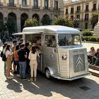 Food Truck le plus vendu, Food Truck sain, Couleurs personnalisables, Food Truck commercial multifonctionnel et conduisible
