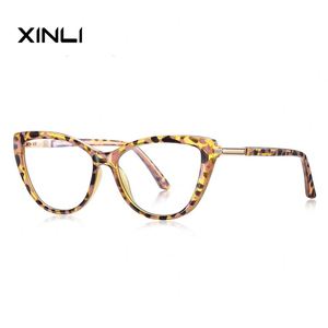 Gafas Ópticas XINLI 2243 para Mujer, con Montura Completa, Protección Contra Luz Azul, Diseño de Ojo de Gato y Estampado Animal, para Uso Diario - Product Image 4