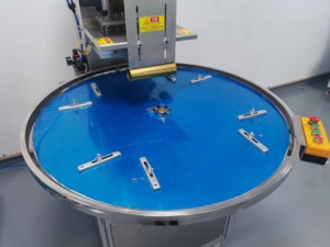 TPU चिकित्सा उत्पाद रक्तचाप कफ आसव जल निकासी बैग HF स्टेनलेस स्टील स्वचालित डिस्क चिकित्सा बाँझ वेल्डिंग मशीन - Product Image 6