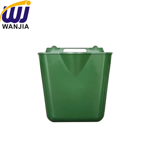 Mangeoire en plastique WANJIA pour veaux, seau d'alimentation durable pour le bétail, pour l'alimentation en lait et en eau des veaux, des bovins et des chevaux - Product Image 4