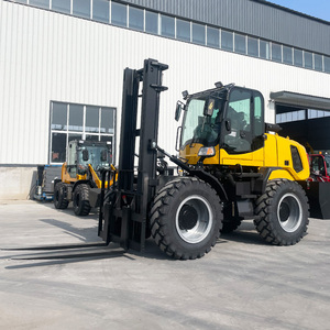 Chariot élévateur diesel 4 roues avec moteur japonais certifié CE EPA pour entrepôt, port, ferme, chariot élévateur tout-terrain 4 tonnes, 5 tonnes, 6 tonnes à vendre - Product Image 5