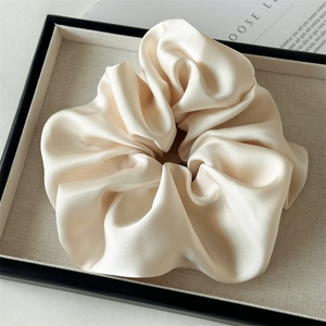 Phụ kiện buộc tóc nữ Hàn Quốc chất liệu vải cao cấp, kiểu hoạt hình, scrunchie lụa satin lớn, màu trơn, kiểu dáng mùa xuân - Product Image 5
