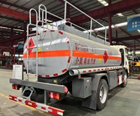 Camión Cisterna de Combustible Pequeño Sinotruk HOWO LHD/RHD de 5,000 Litros/7,000L para Reabastecimiento en Sitio