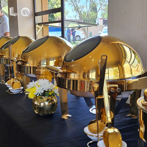 Scaldavivande di Lusso con Coperchio in Vetro, Set per Buffet Rotondo Dorato Decorativo, Scaldavivande di Lusso per Matrimoni Unici, Catering e Feste - Product Image 1