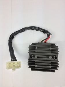 Régulateur de redresseur de moto adapté pour <span class=keywords><strong>YAMAHA</strong></span> <span class=keywords><strong>RD</strong></span> <span class=keywords><strong>350</strong></span> 1981-1985 OE - Product Image 2
