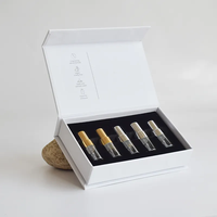 Ensemble de boîtes à parfum en papier de luxe, boîte d'emballage magnétique avec logo personnalisé pour boîte de Noël