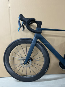 Bicicleta de Carretera 700C Shi-mano R7170 Di2 de 24 Velocidades con Frenos de Disco Hidráulicos Electrónicos, Juego de Ruedas de Carbono, Bicicleta de Carreras Profesional - Product Image 6