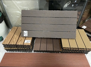 Ngoài trời <span class=keywords><strong>WPC</strong></span> decking ngoài trời <span class=keywords><strong>WPC</strong></span> hàng rào <span class=keywords><strong>WPC</strong></span> ngoài trời tường bảng điều khiển ngoài trời <span class=keywords><strong>WPC</strong></span> tường Bảng điều khiển - Product Image 4