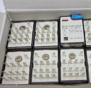 Original Relais Finder 55.34.8.024.0040 55.34 24VDC 7A Relais buchse 7A 14pin - Product Image 4