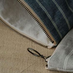 Bolsa de Maquillaje de Algodón y Lino Ecológica a Rayas, Plegable, Ligera, con Cierre, Unisex, para Organización y Viajes - Product Image 3